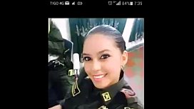 Sesso poliziotto caldo in video amatoriale